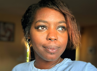 «Il dolore sa bene come farsi sentire»: la lotta di Cécile contro la fibromialgia